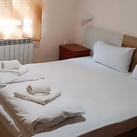 Hotel стряма 2*