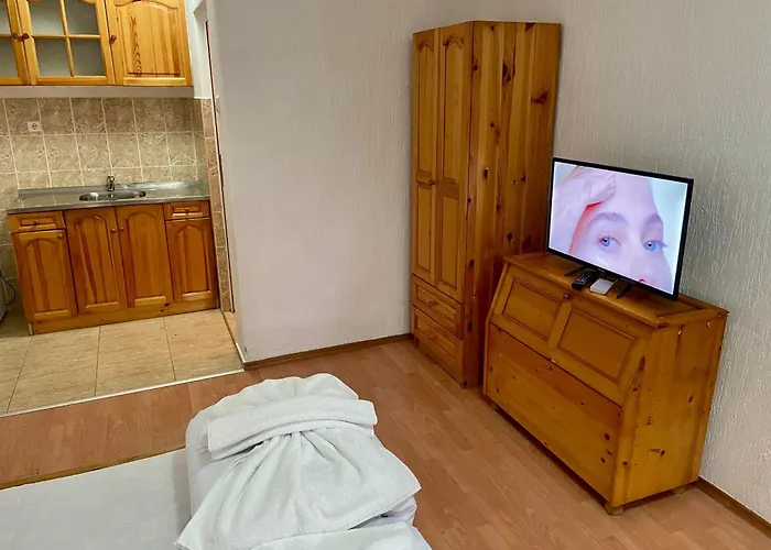 Хотел стряма 2*